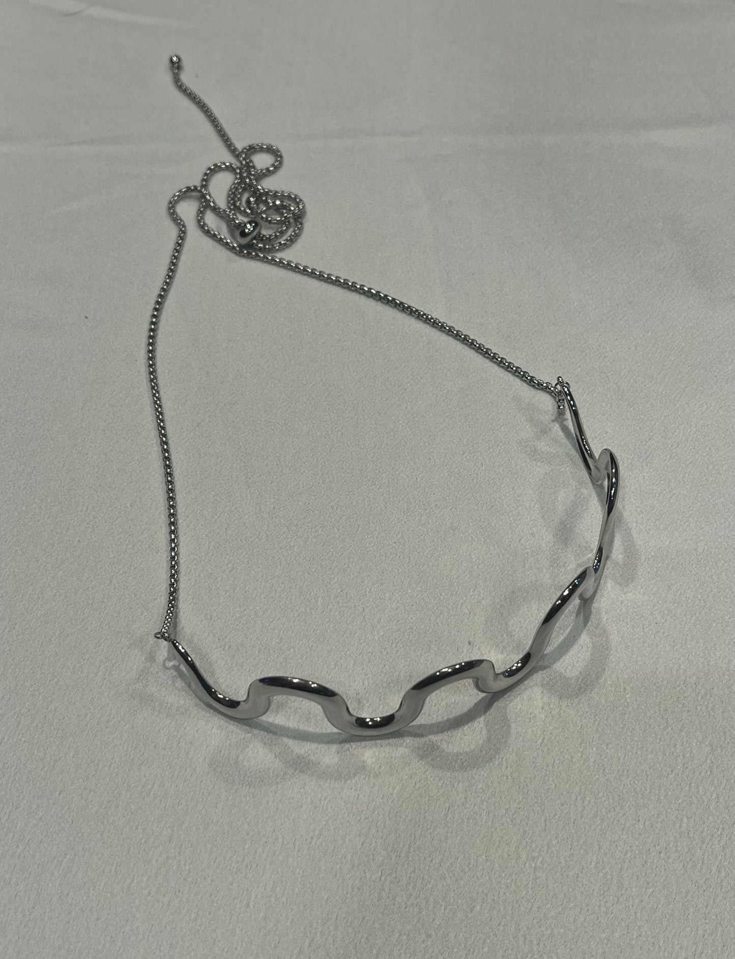 Waves Choker Silver