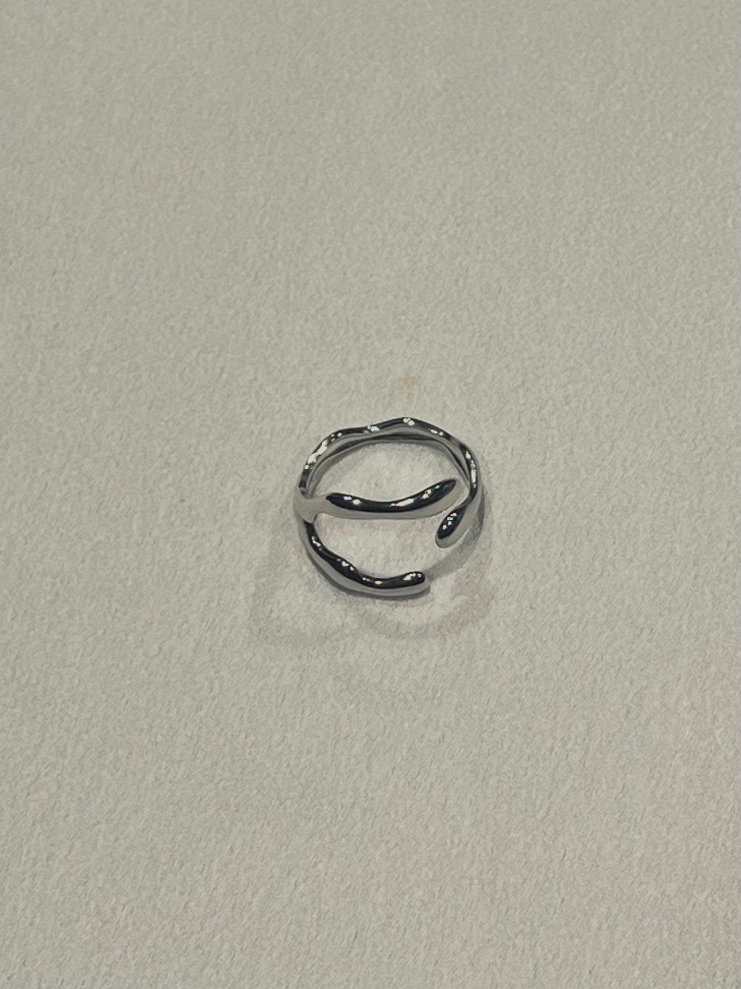 Ignis Ring Silver