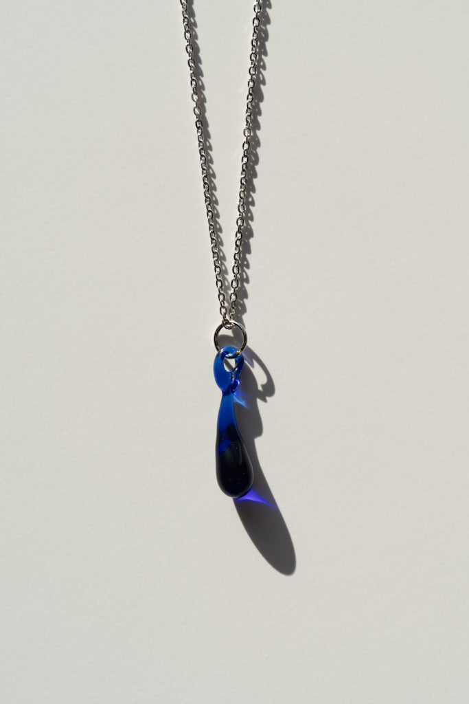 Collier Aqua bleu marine