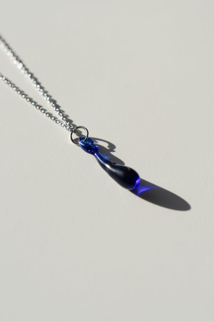 Collier Aqua bleu marine