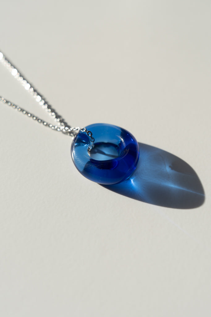 Collier Eko bleu clair